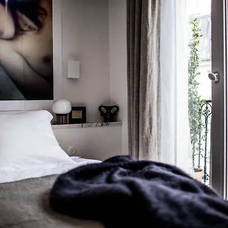 Hotel Le Pigalle, A Member Of Design Parigi