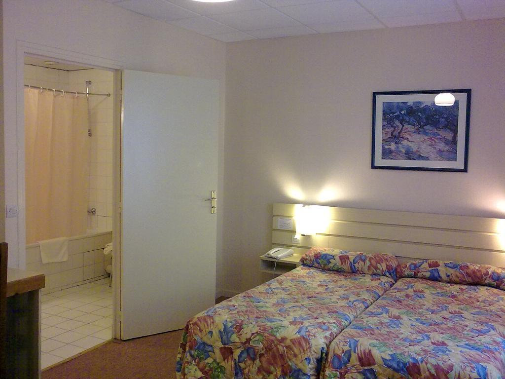 Le Pigalle, A Member Of Design